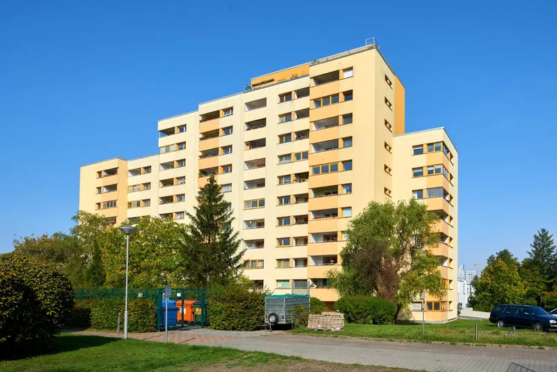 Helle 2-Zi-Whg mit Balkon — photo 1